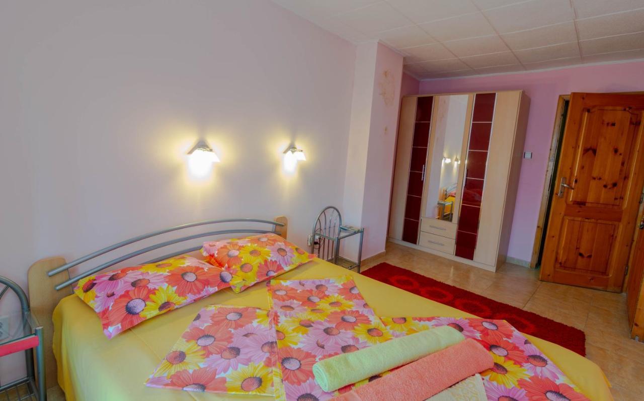 Fener Guest House Pomorie Exterior photo