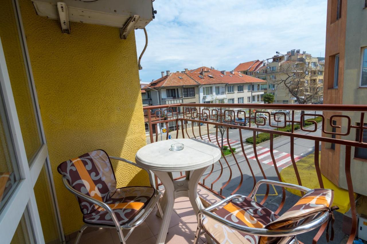 Fener Guest House Pomorie Exterior photo