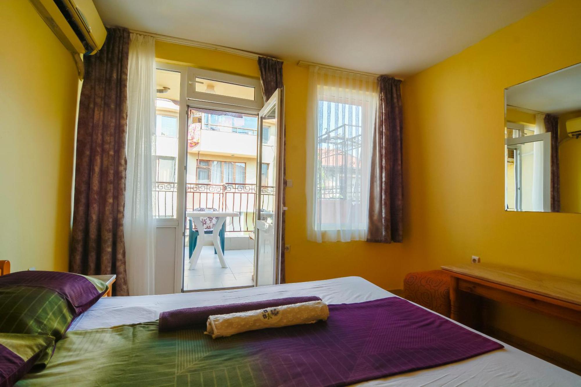 Fener Guest House Pomorie Exterior photo